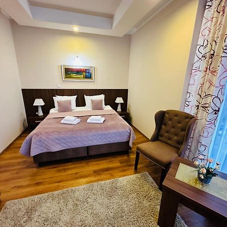 Hotel Minero Тузла Экстерьер фото